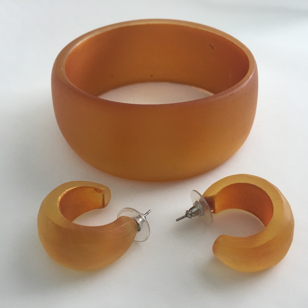 Jewelry Set - Bracelet & Earrings
